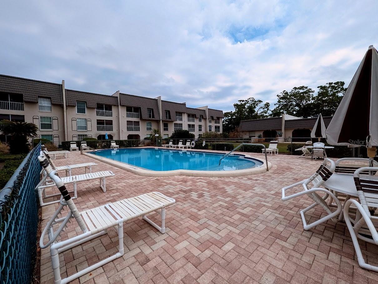 Listing photo id 28 for 8765 Bardmoor Boulevard 108