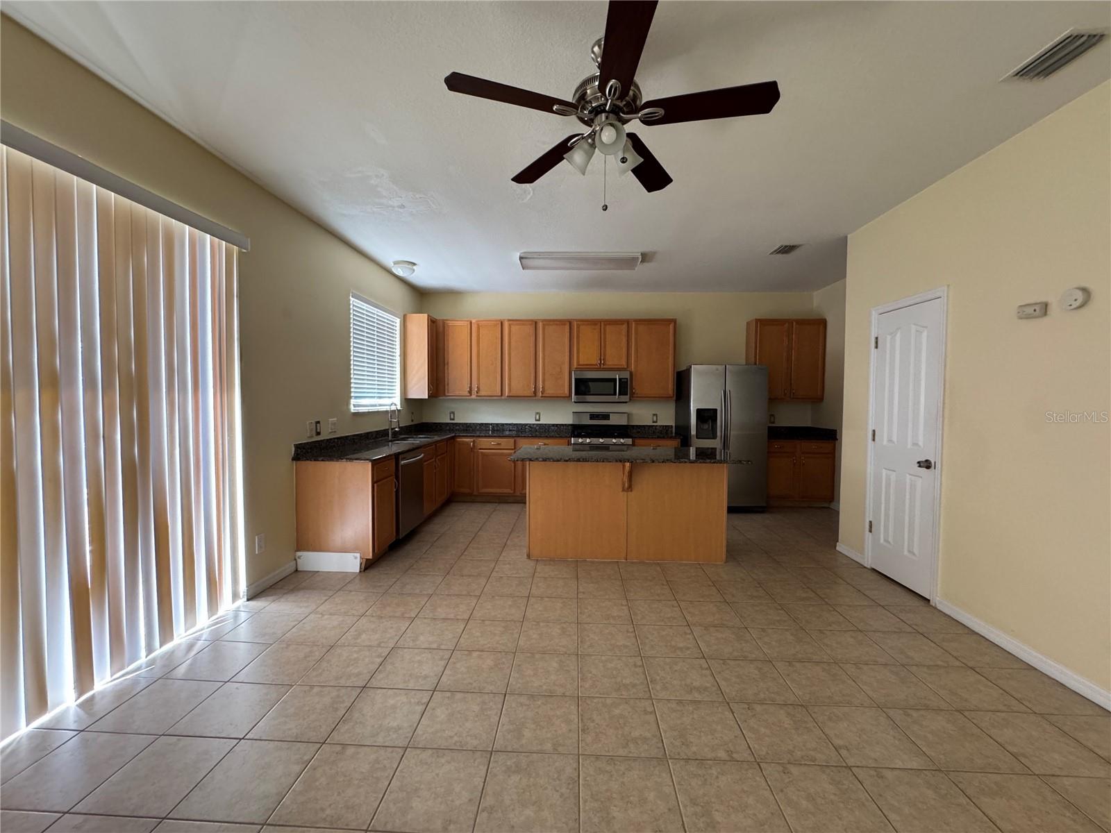 Image 11 of 39 For 6767 Waterton Drive