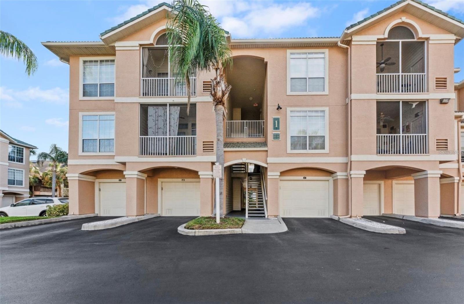 Image 3 of 32 For 1203 Bay Club Circle 1203