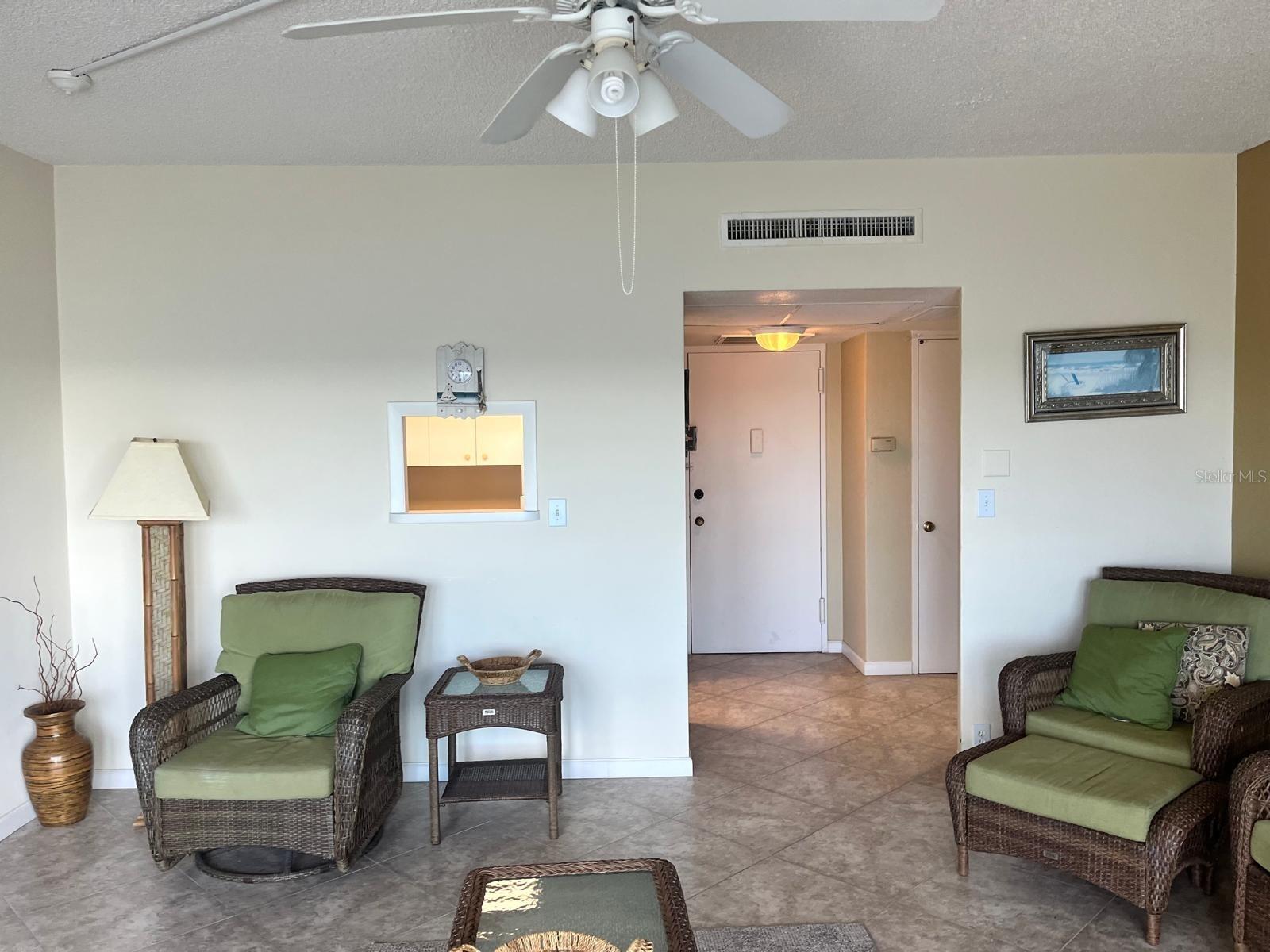 Image 9 of 57 For 880 Mandalay Avenue C1103