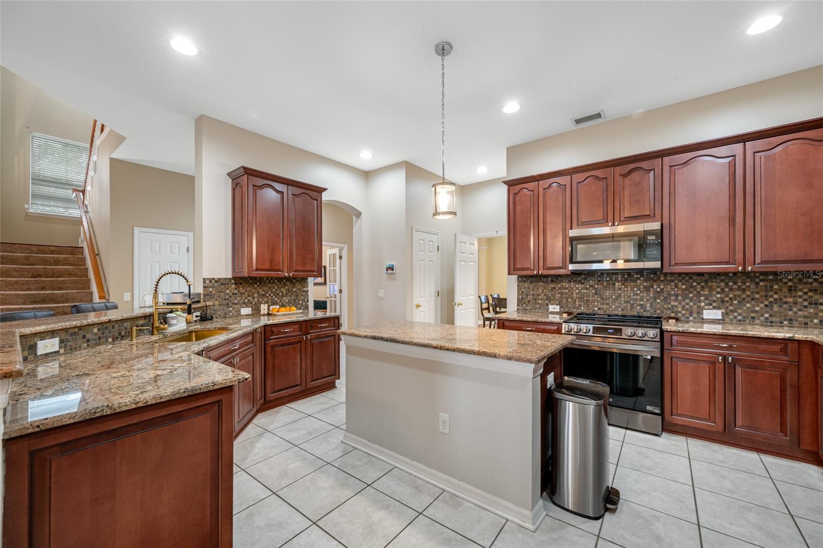 Image 20 of 67 For 3000 Naughton Way