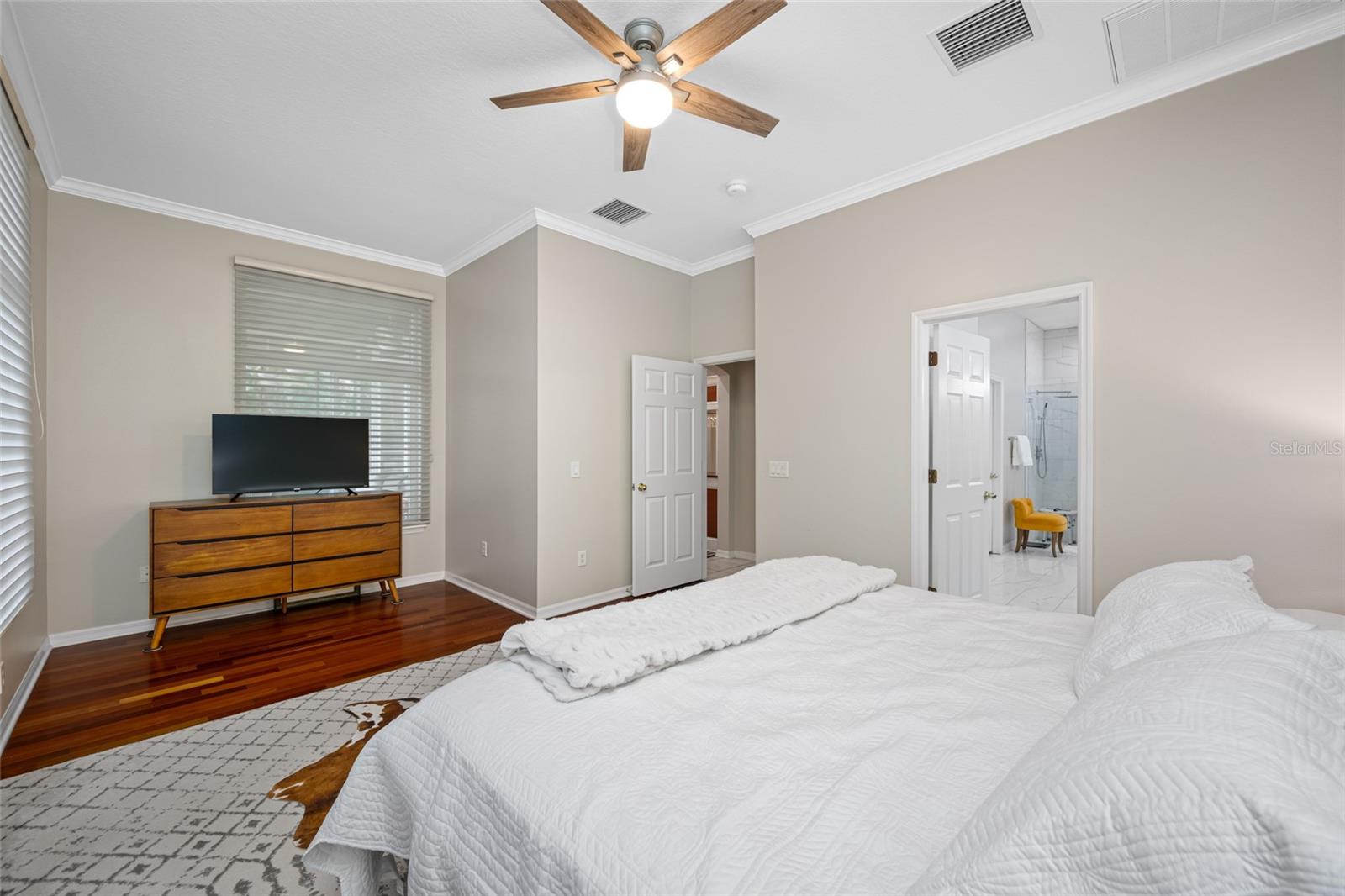 Image 33 of 67 For 3000 Naughton Way