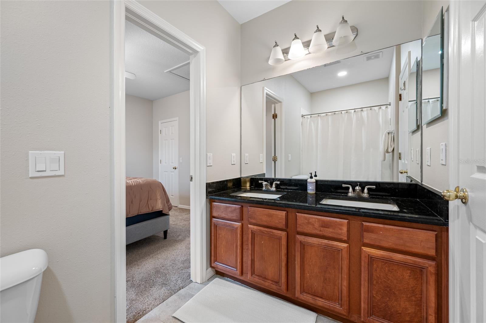 Image 49 of 67 For 3000 Naughton Way