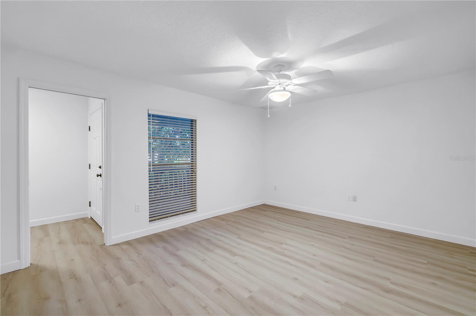 Image 14 of 45 For 13898 Egret Lane