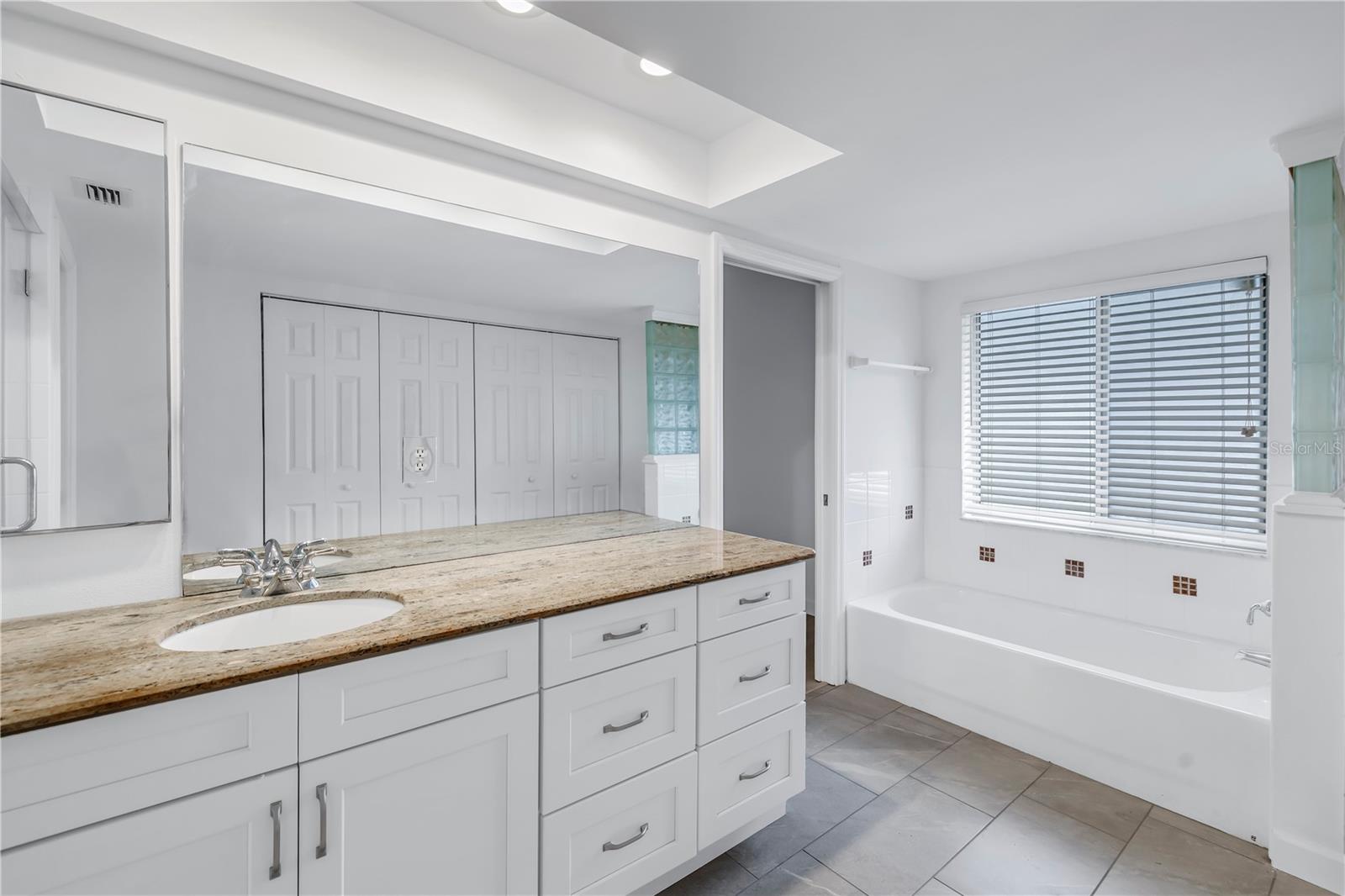 Image 23 of 45 For 13898 Egret Lane