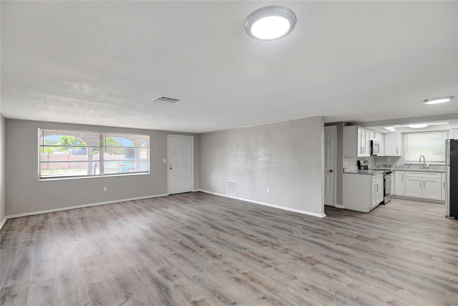 Image 10 of 36 For 7411 Seashore Drive