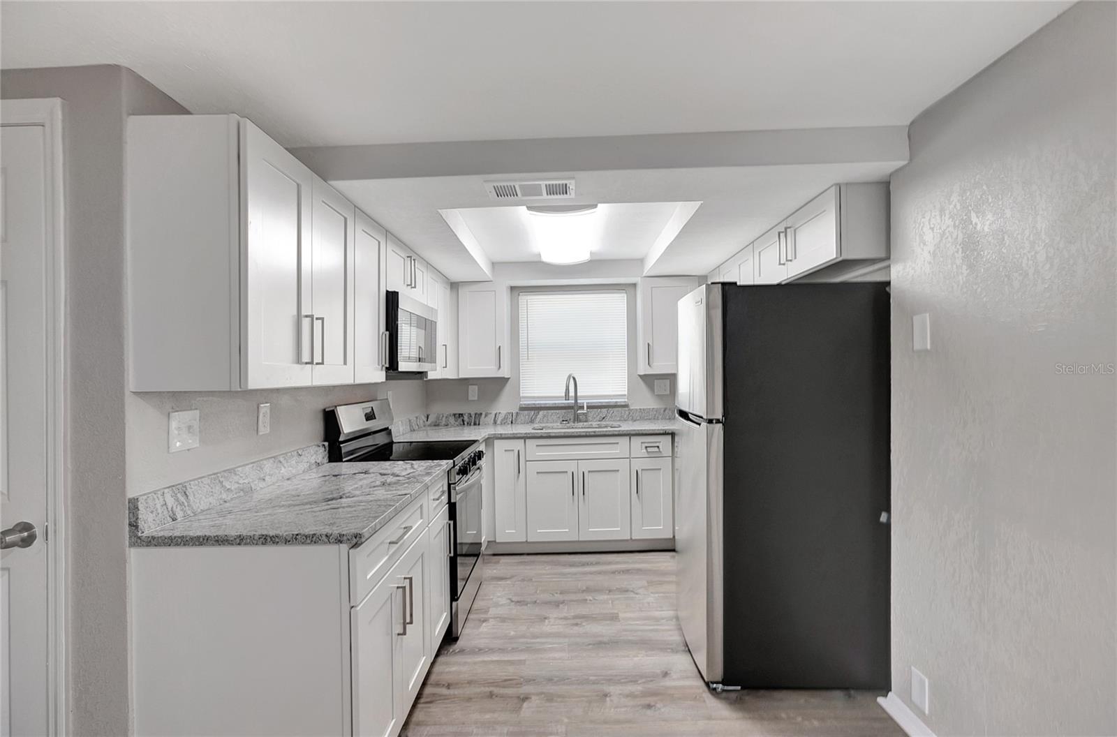 Image 14 of 36 For 7411 Seashore Drive