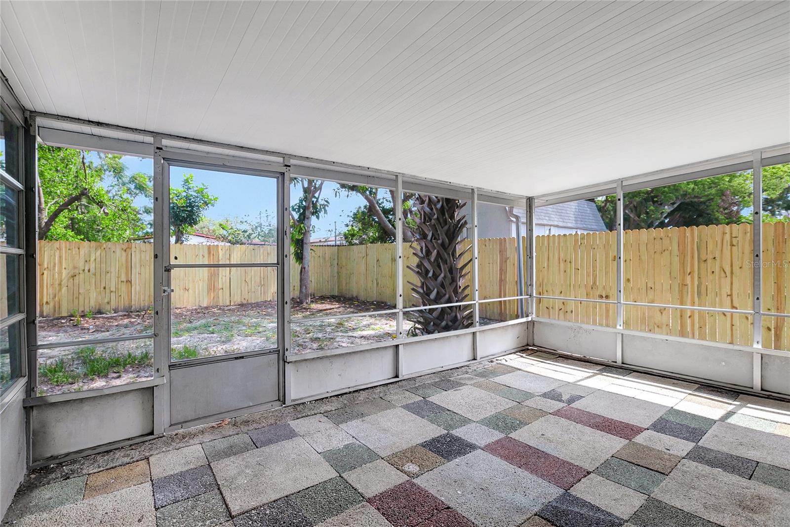 Image 33 of 36 For 7411 Seashore Drive