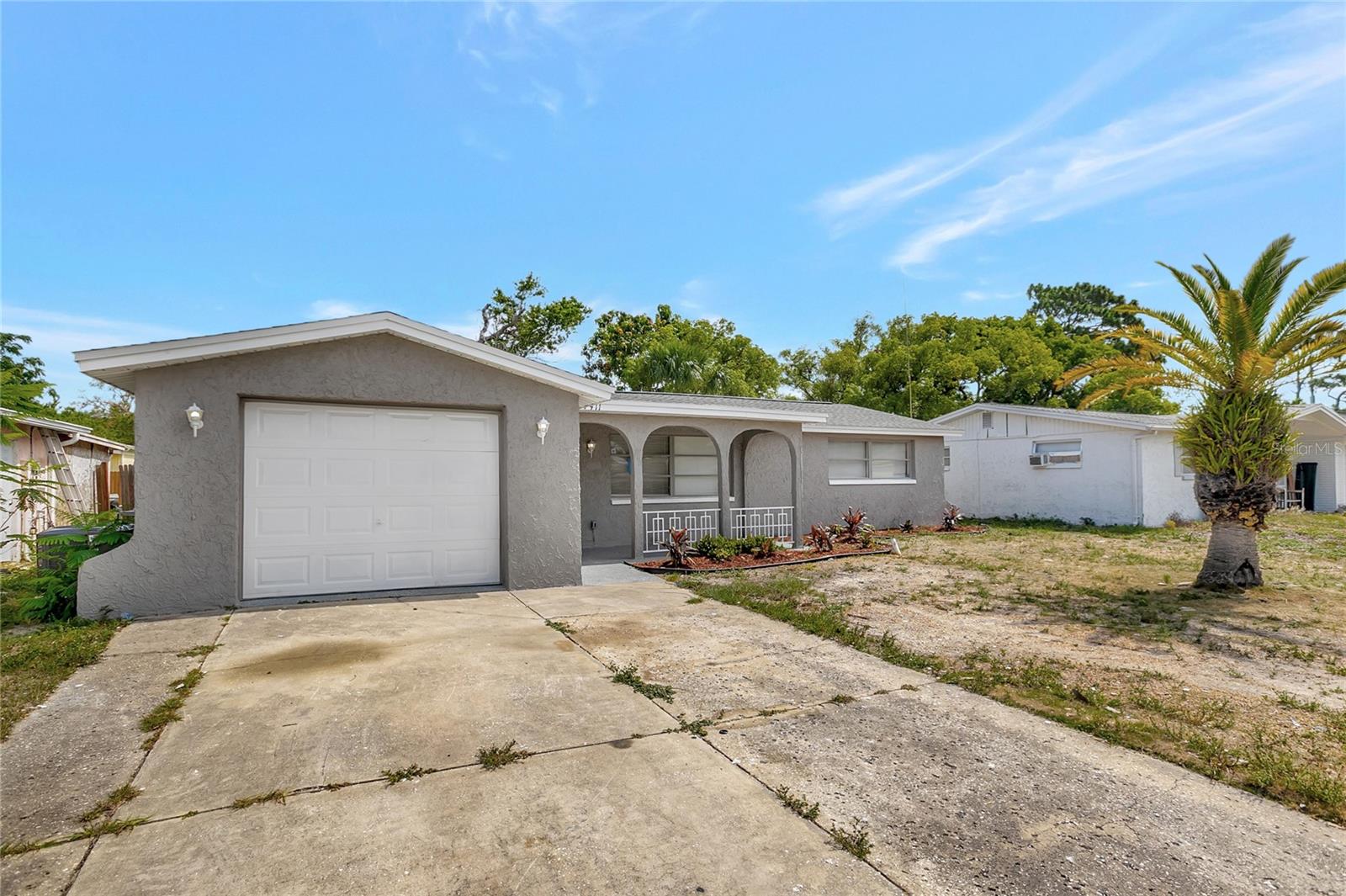 Image 4 of 36 For 7411 Seashore Drive