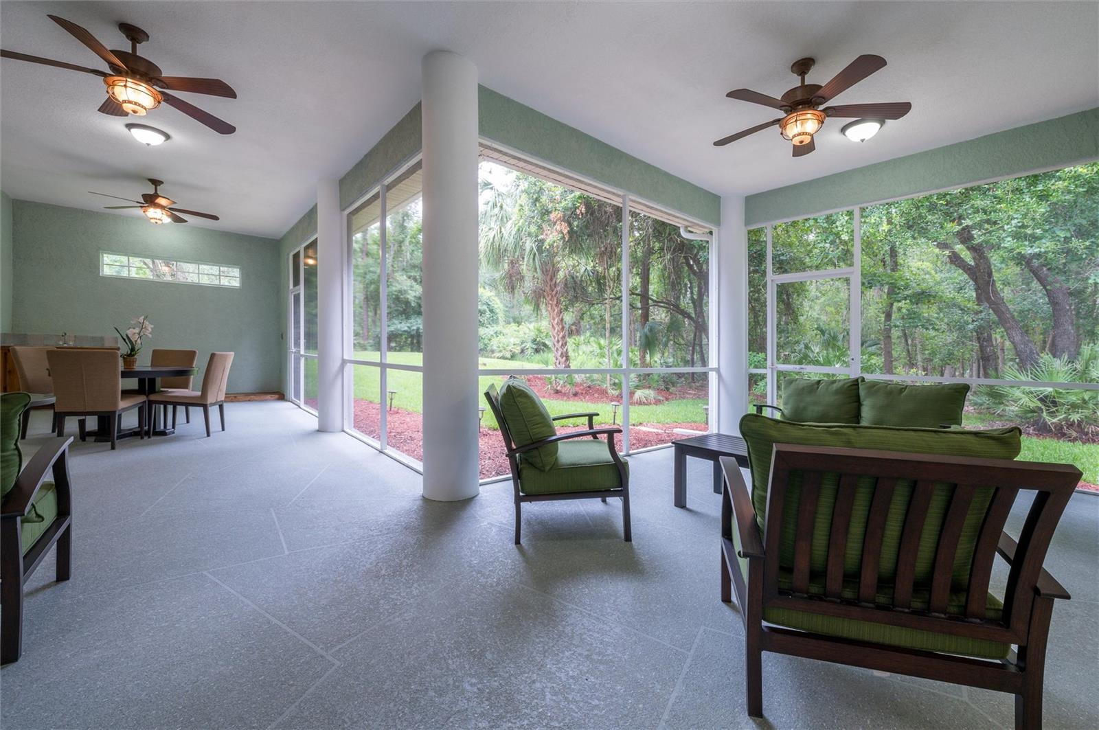 Listing photo id 2 for 8444 Shenandoah Run