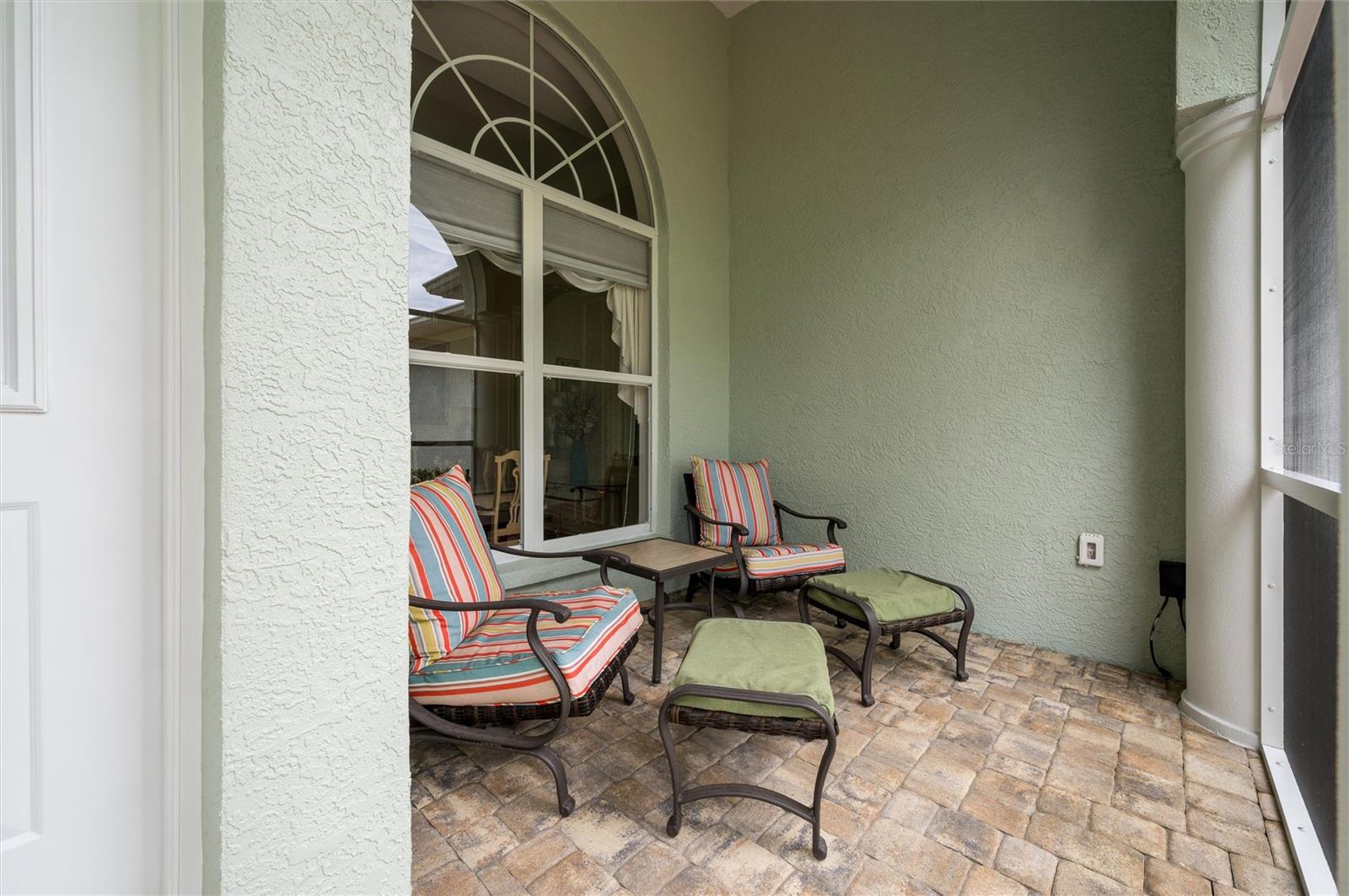 Listing photo id 6 for 8444 Shenandoah Run