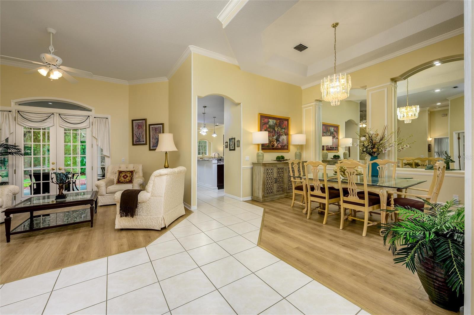 Listing photo id 7 for 8444 Shenandoah Run