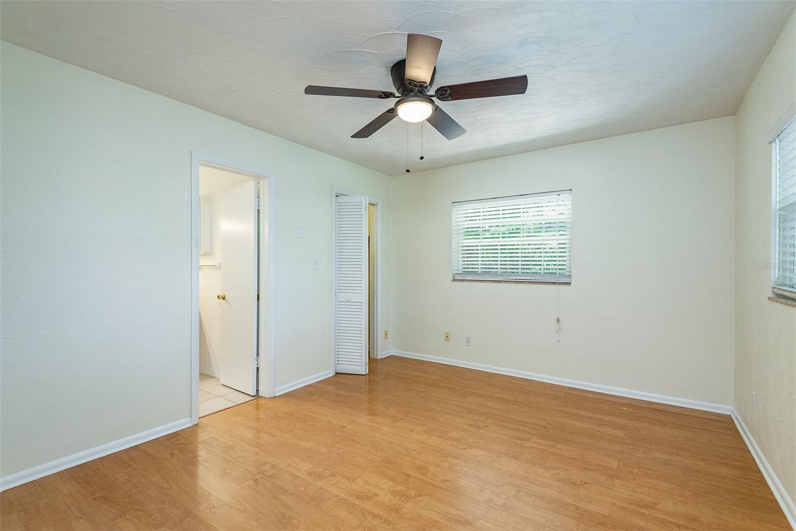 Image 14 of 27 For 4001 Estrella Street