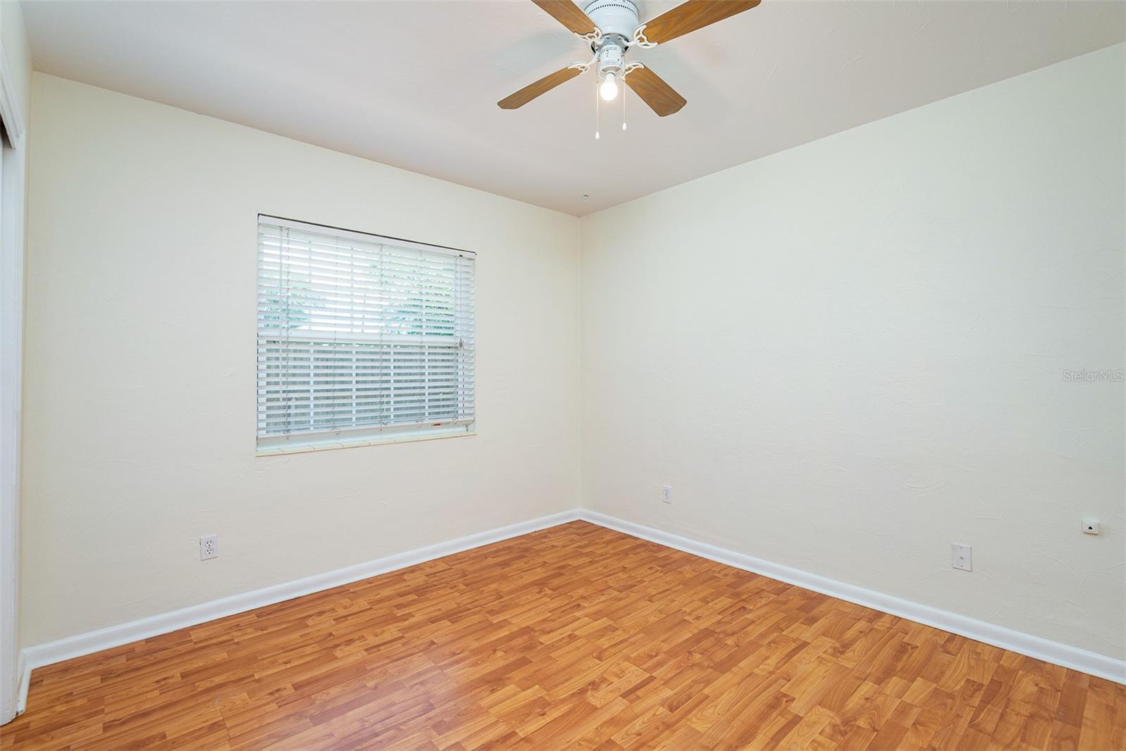 Image 19 of 27 For 4001 Estrella Street