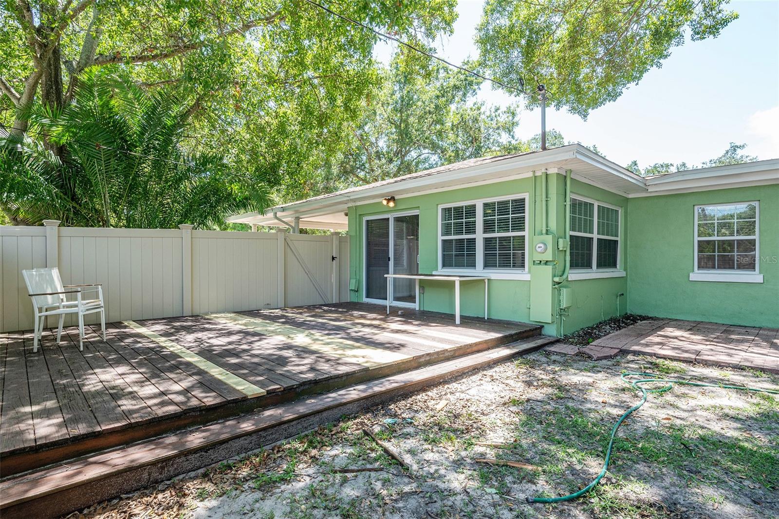 Image 22 of 27 For 4001 Estrella Street