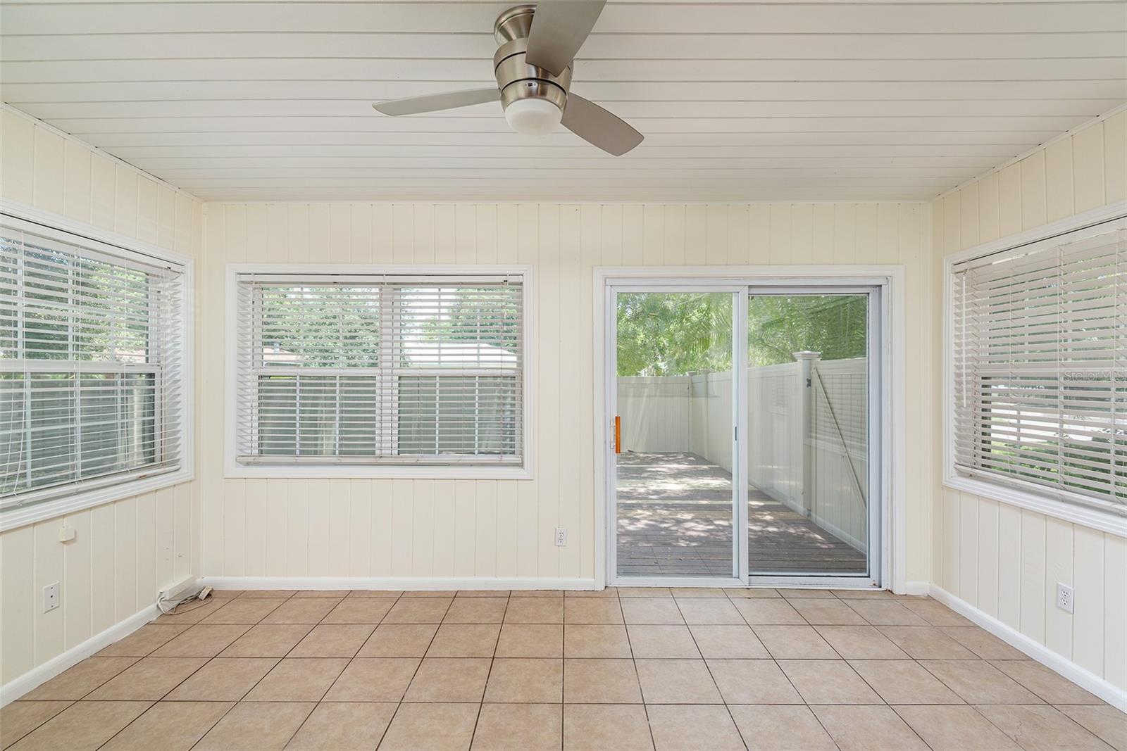 Image 8 of 27 For 4001 Estrella Street