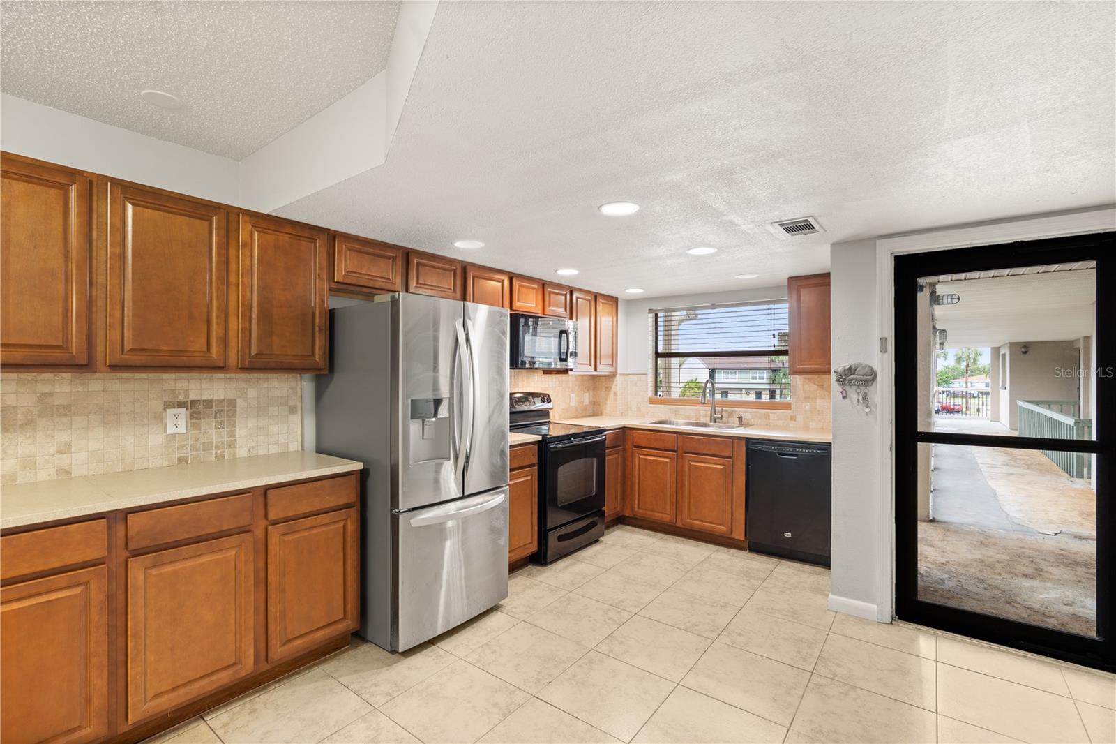 Image 24 of 42 For 1028 Apollo Beach Boulevard 203