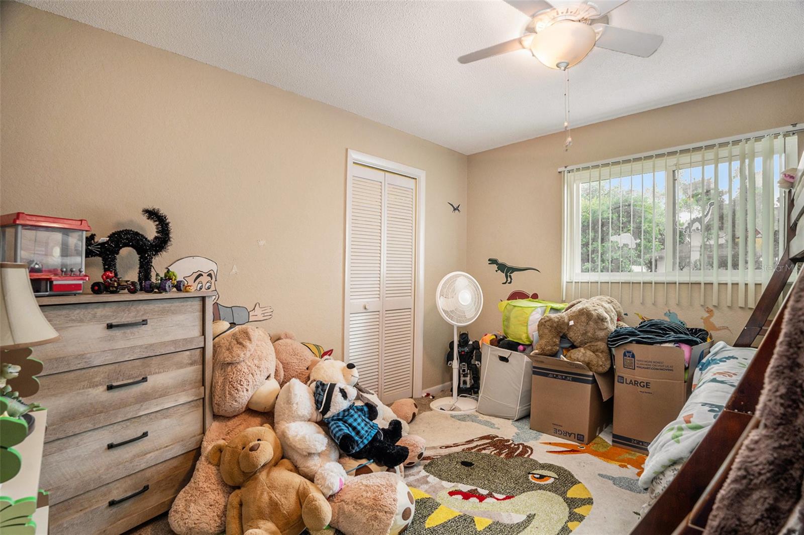 Listing photo id 20 for 12214 Buckingham Way
