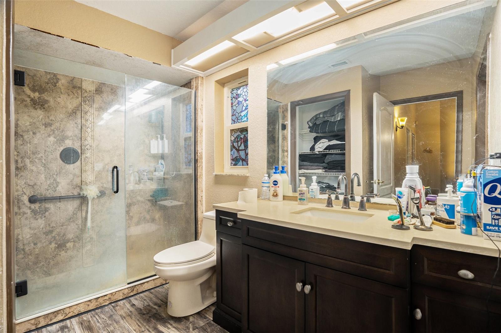 Listing photo id 21 for 12214 Buckingham Way