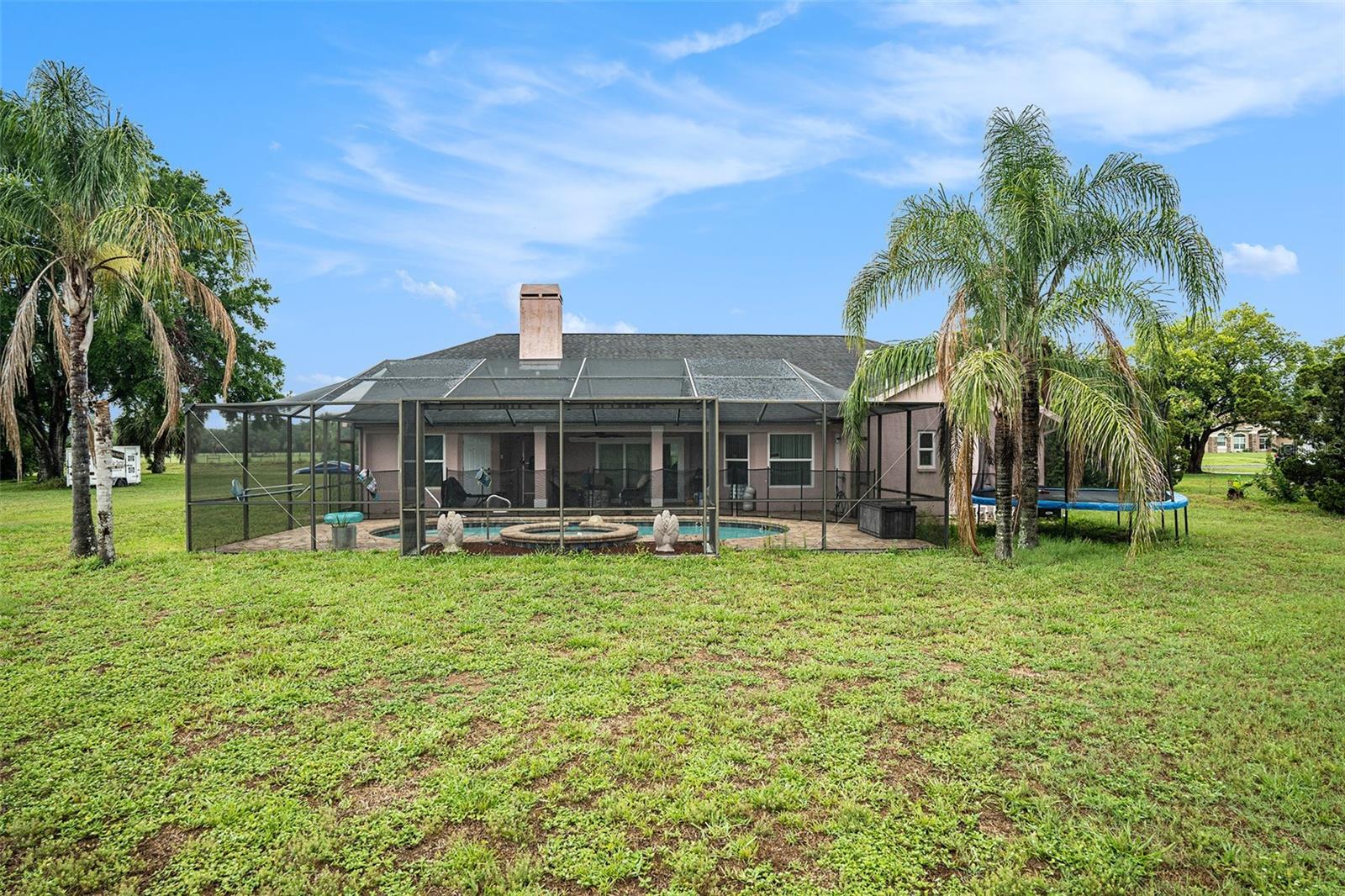 Listing photo id 27 for 12214 Buckingham Way