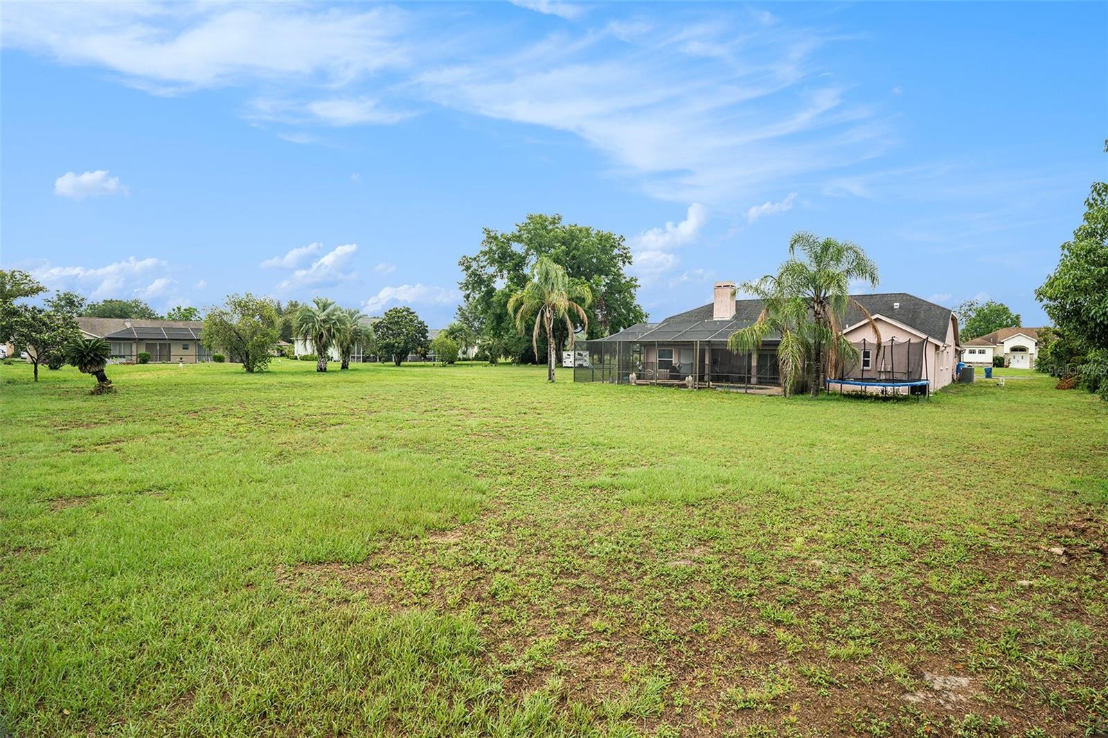 Listing photo id 29 for 12214 Buckingham Way
