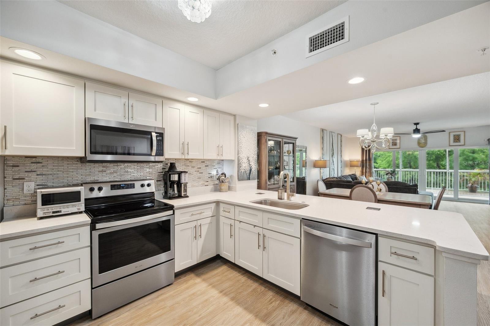 Image 11 of 48 For 960 Starkey Road 9104