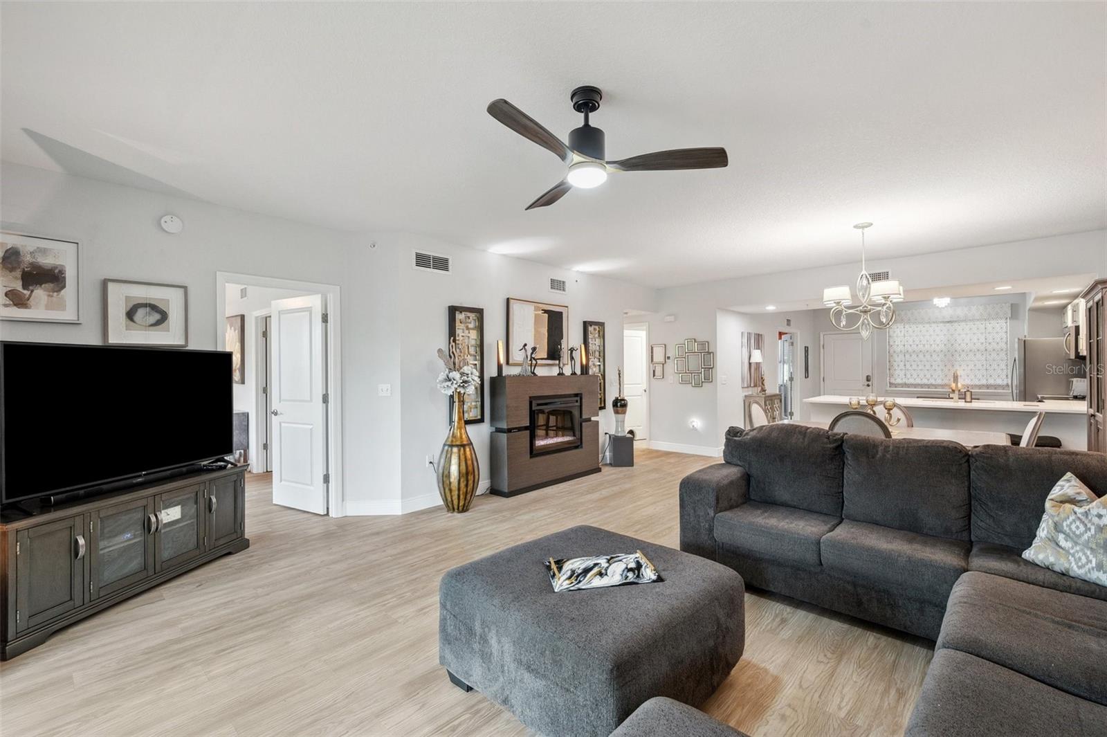 Image 19 of 48 For 960 Starkey Road 9104