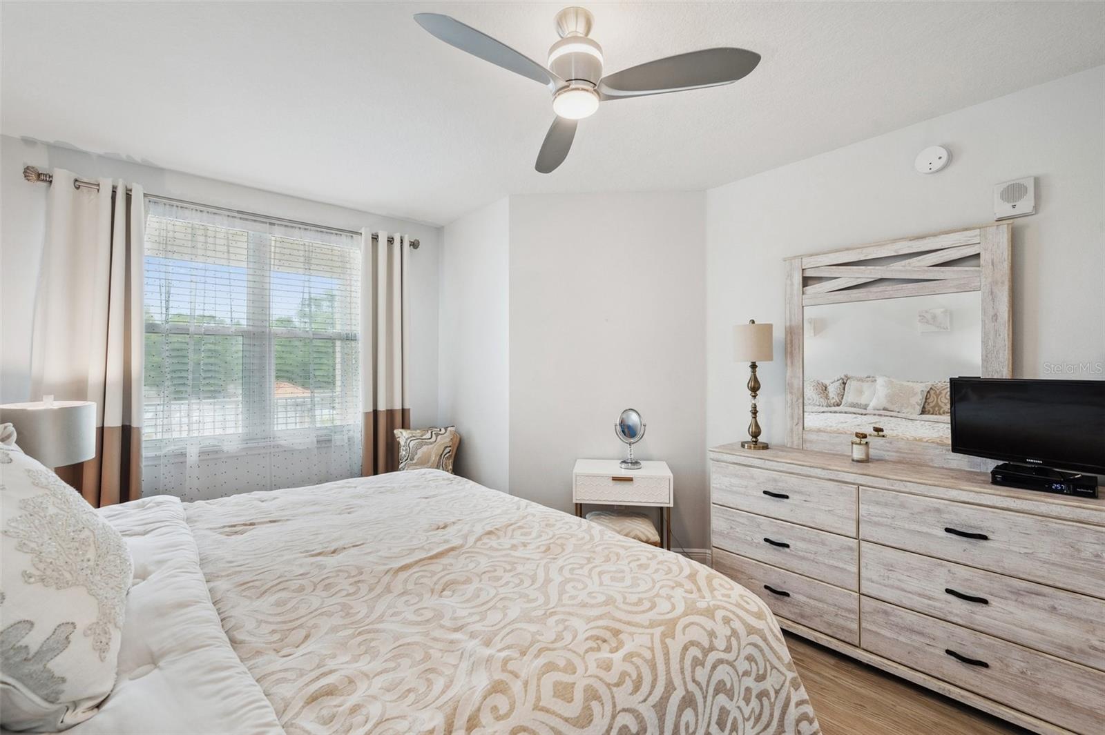Image 31 of 48 For 960 Starkey Road 9104