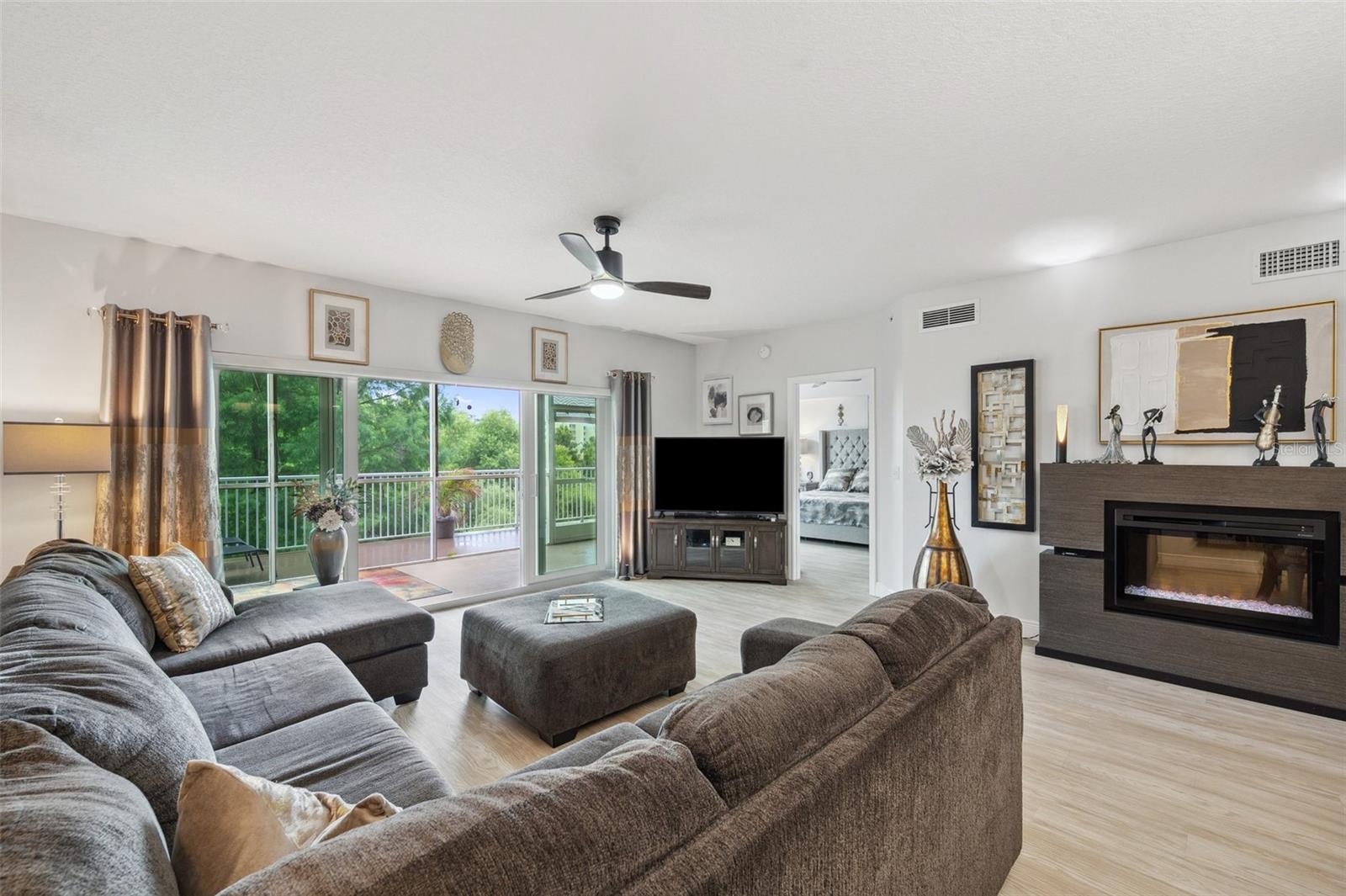 Image 42 of 48 For 960 Starkey Road 9104