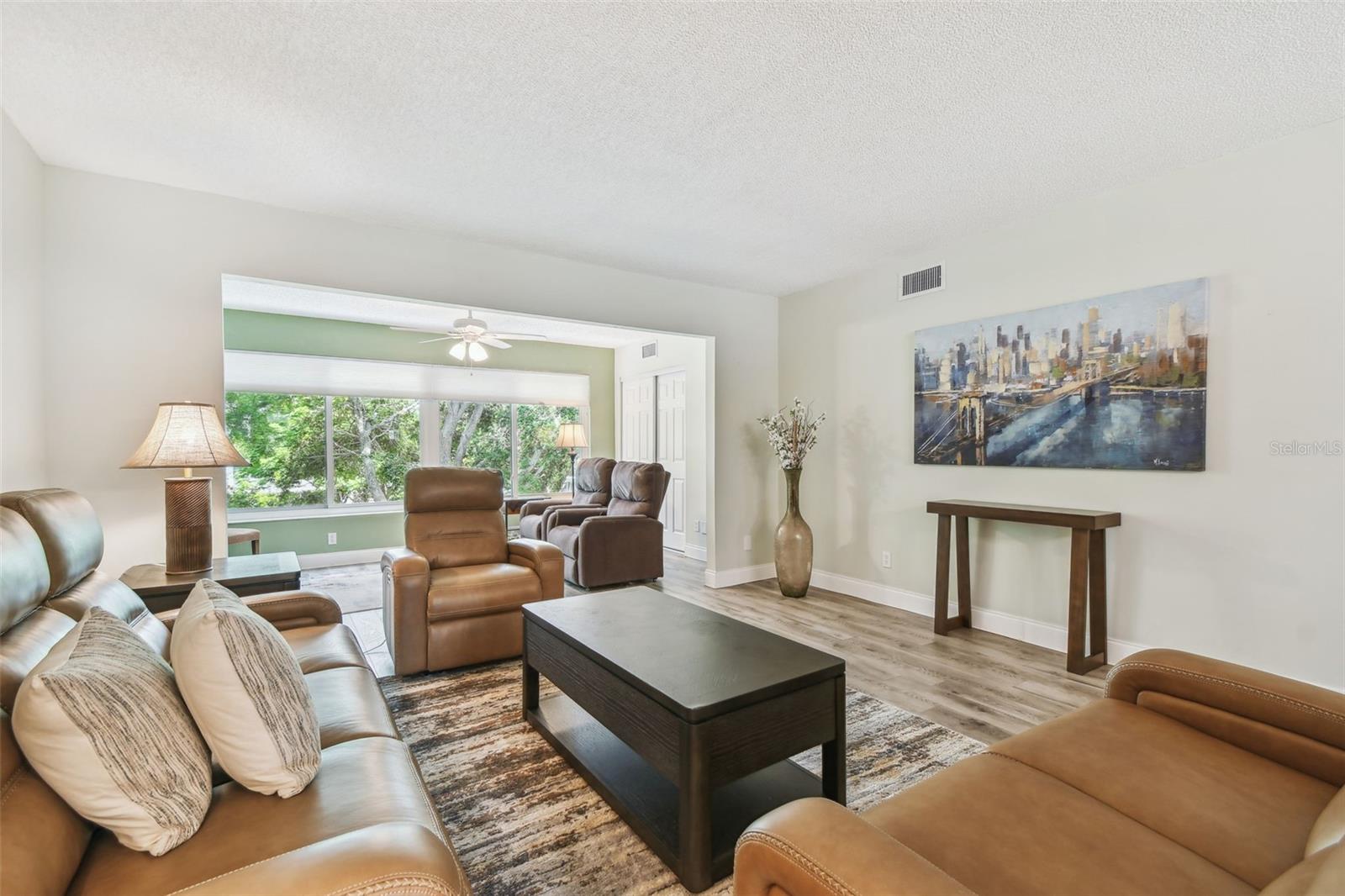 Image 16 of 69 For 2261 Swedish Drive 47