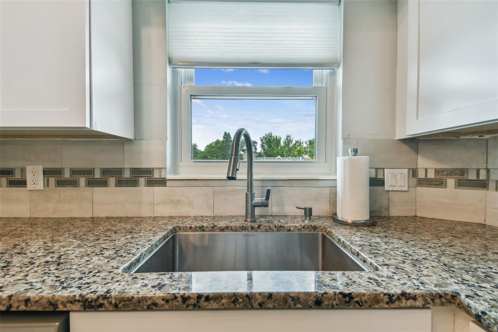 Image 8 of 69 For 2261 Swedish Drive 47