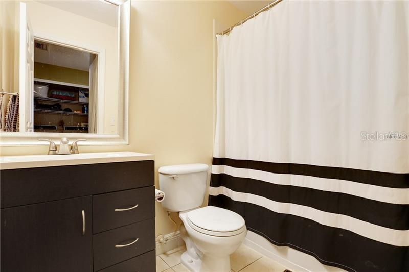 Image 8 of 13 For 8008 Sutton Terrace Lane