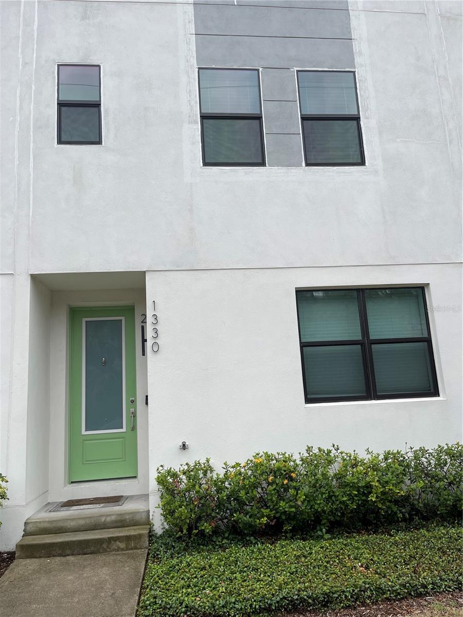 Image 2 of 29 For 1330 Gray Street 2
