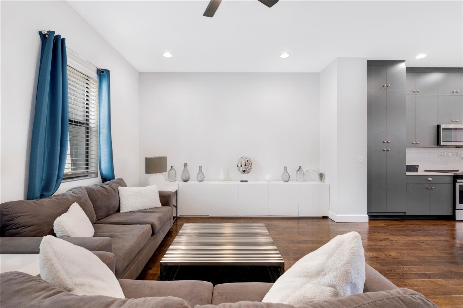 Image 7 of 29 For 1330 Gray Street 2