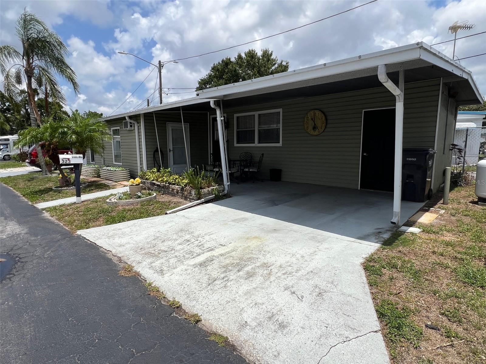 Details for 4097 46th Avenue N 323, ST PETERSBURG, FL 33714