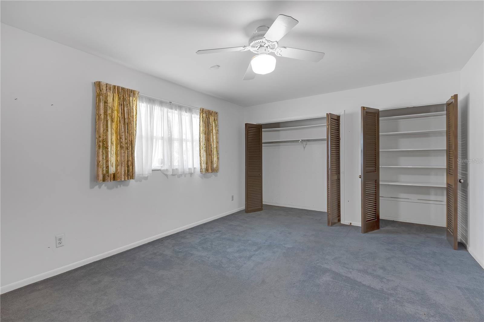 Listing photo id 32 for 7002 Doreen Street
