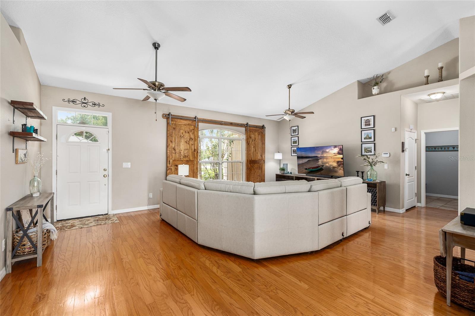 Image 10 of 39 For 12436 Oak Street