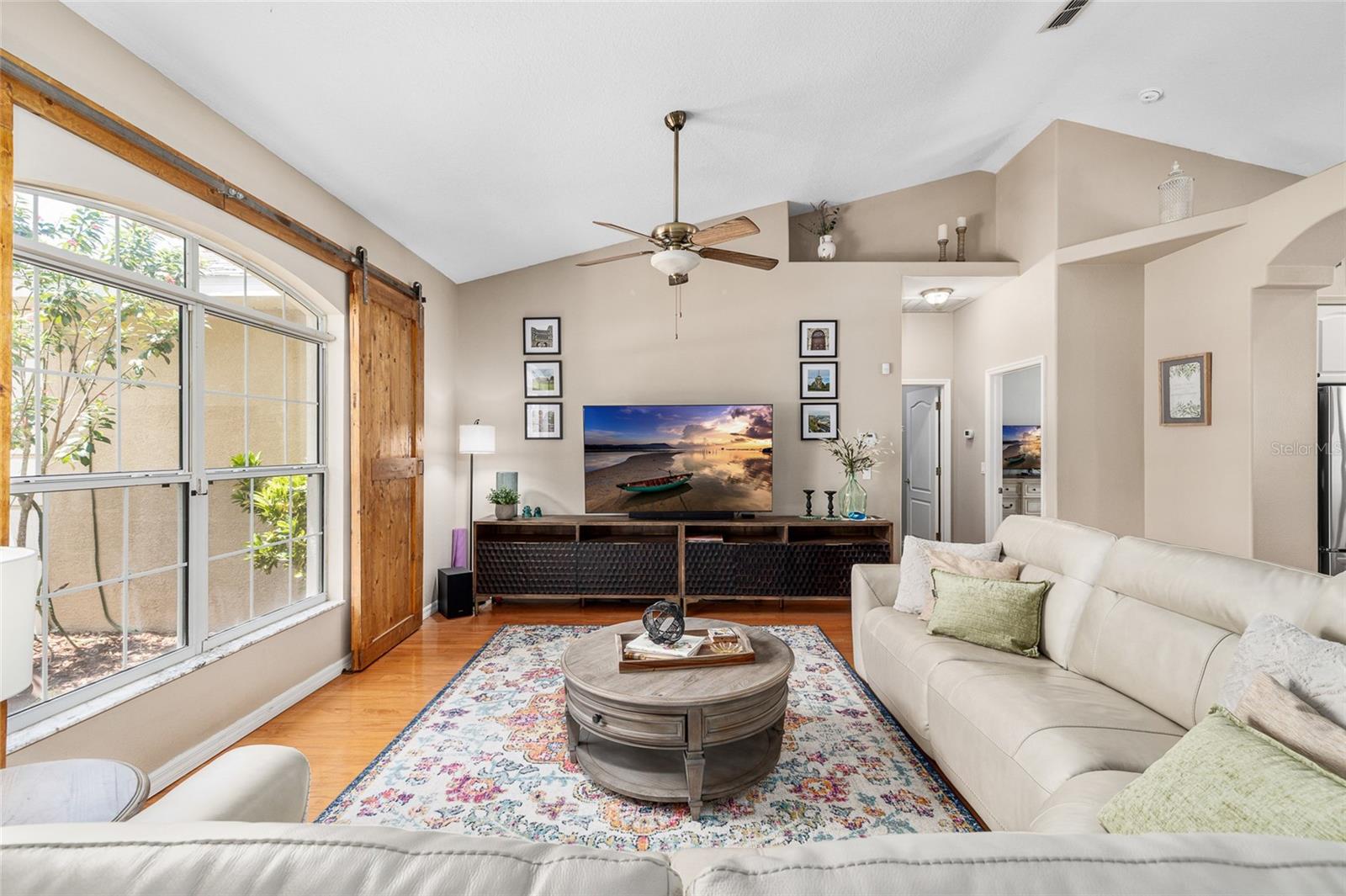 Image 11 of 39 For 12436 Oak Street