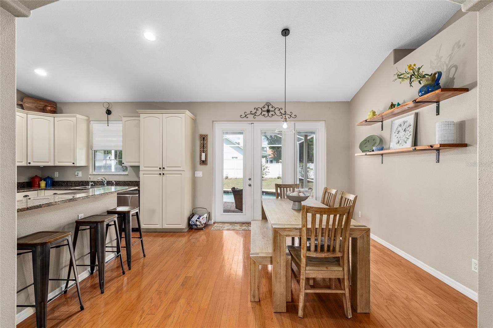 Image 12 of 39 For 12436 Oak Street
