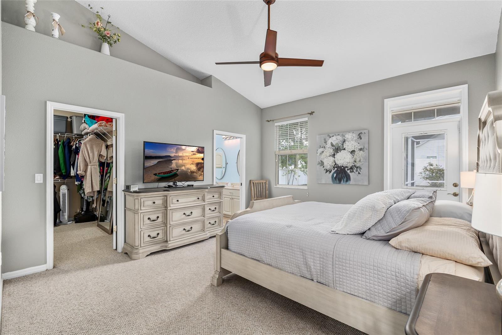 Image 16 of 39 For 12436 Oak Street