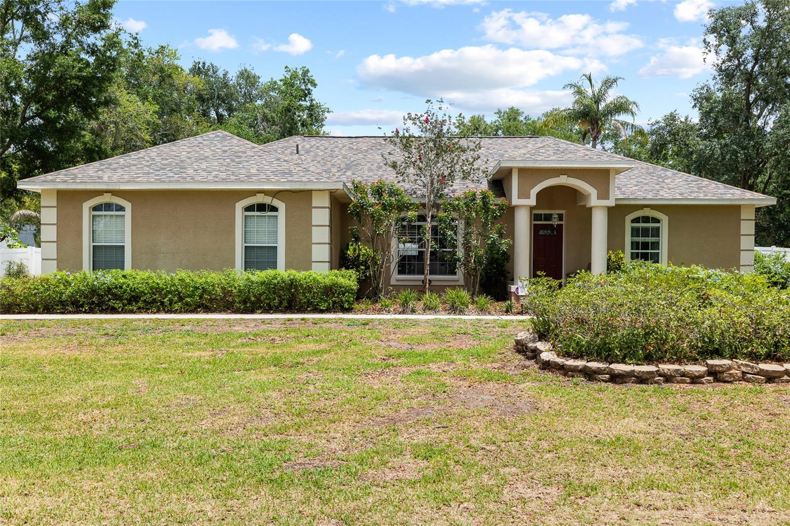 Image 4 of 39 For 12436 Oak Street