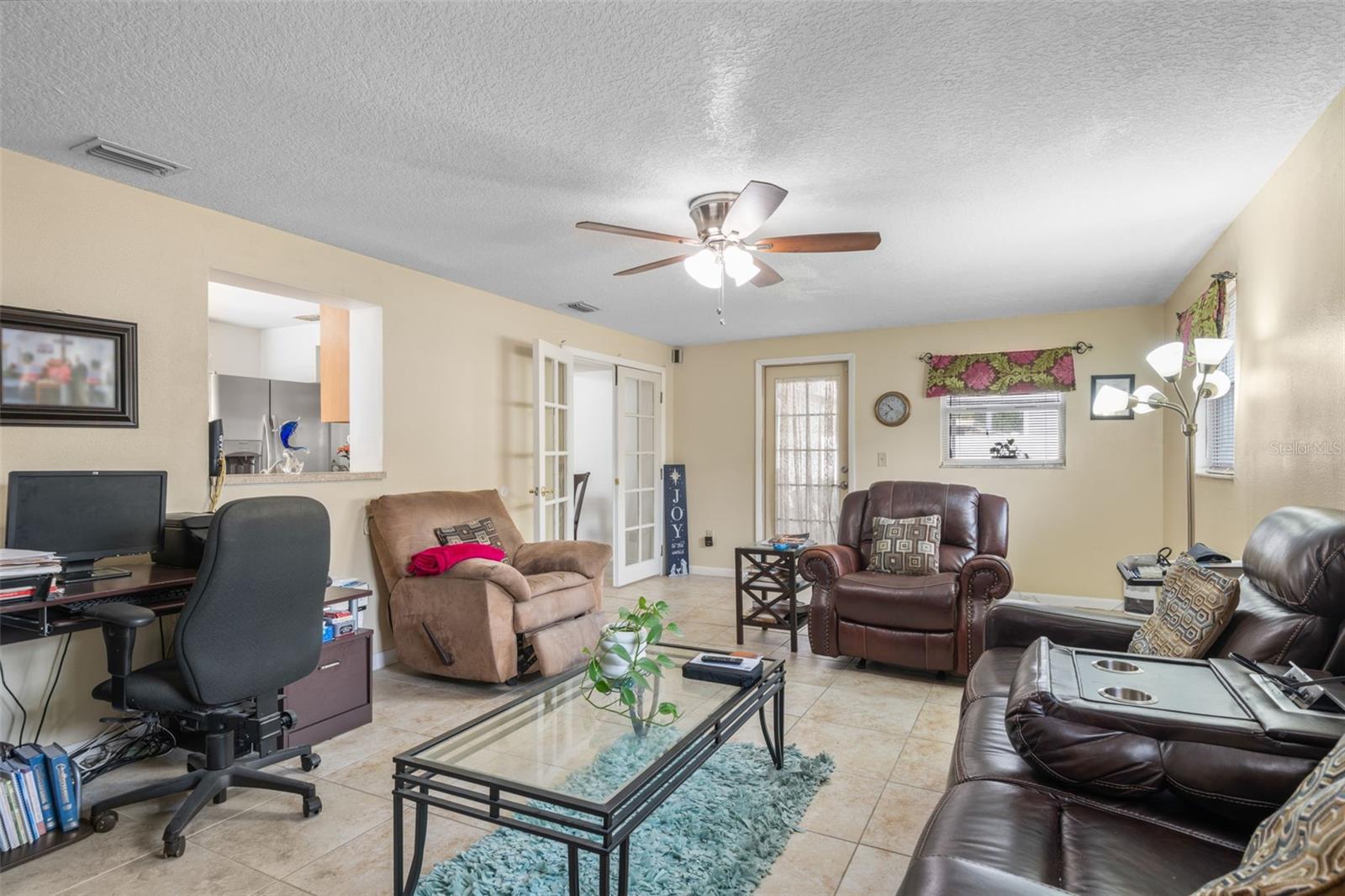 Image 14 of 26 For 10213 Westport Court