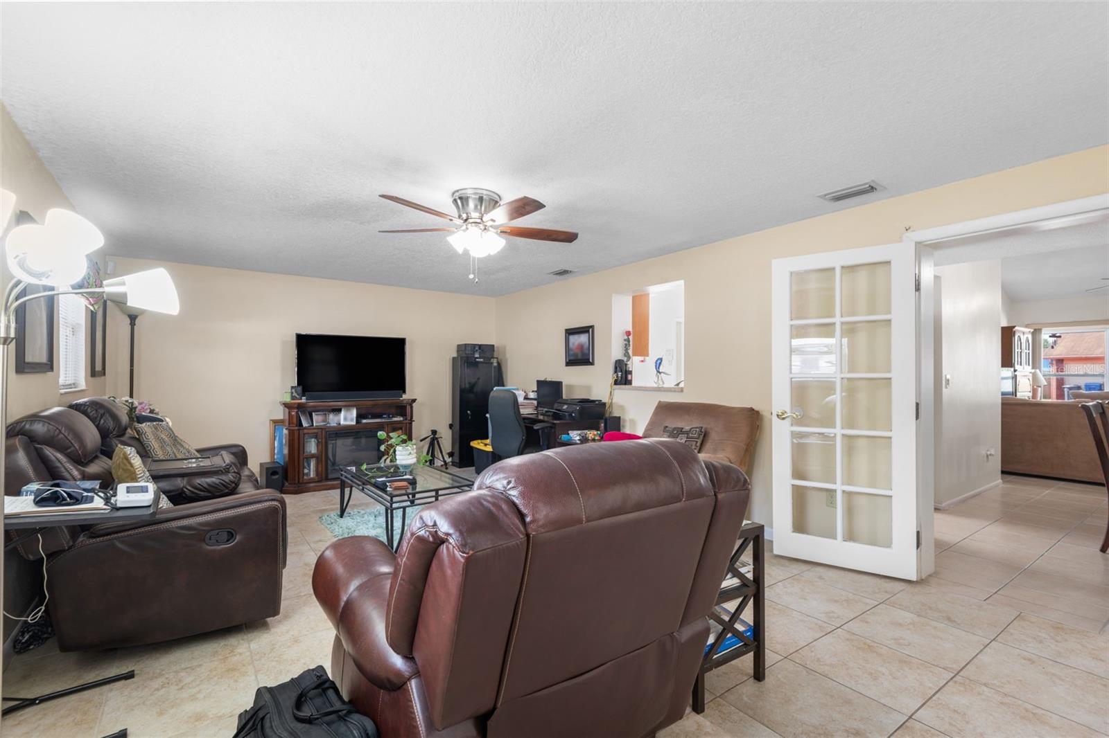 Image 15 of 26 For 10213 Westport Court