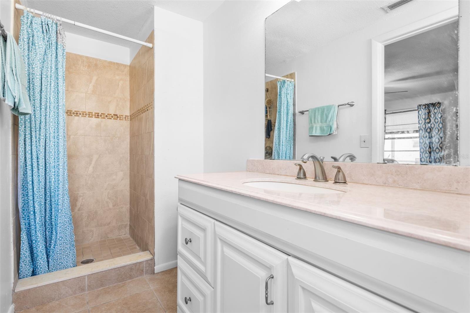 Image 18 of 26 For 10213 Westport Court