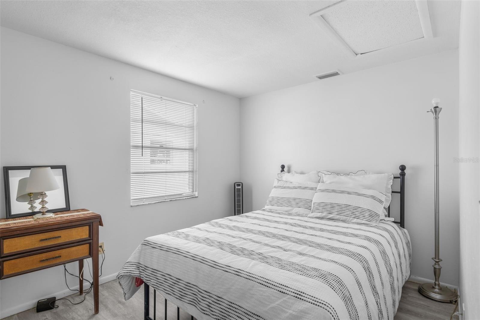 Image 20 of 26 For 10213 Westport Court