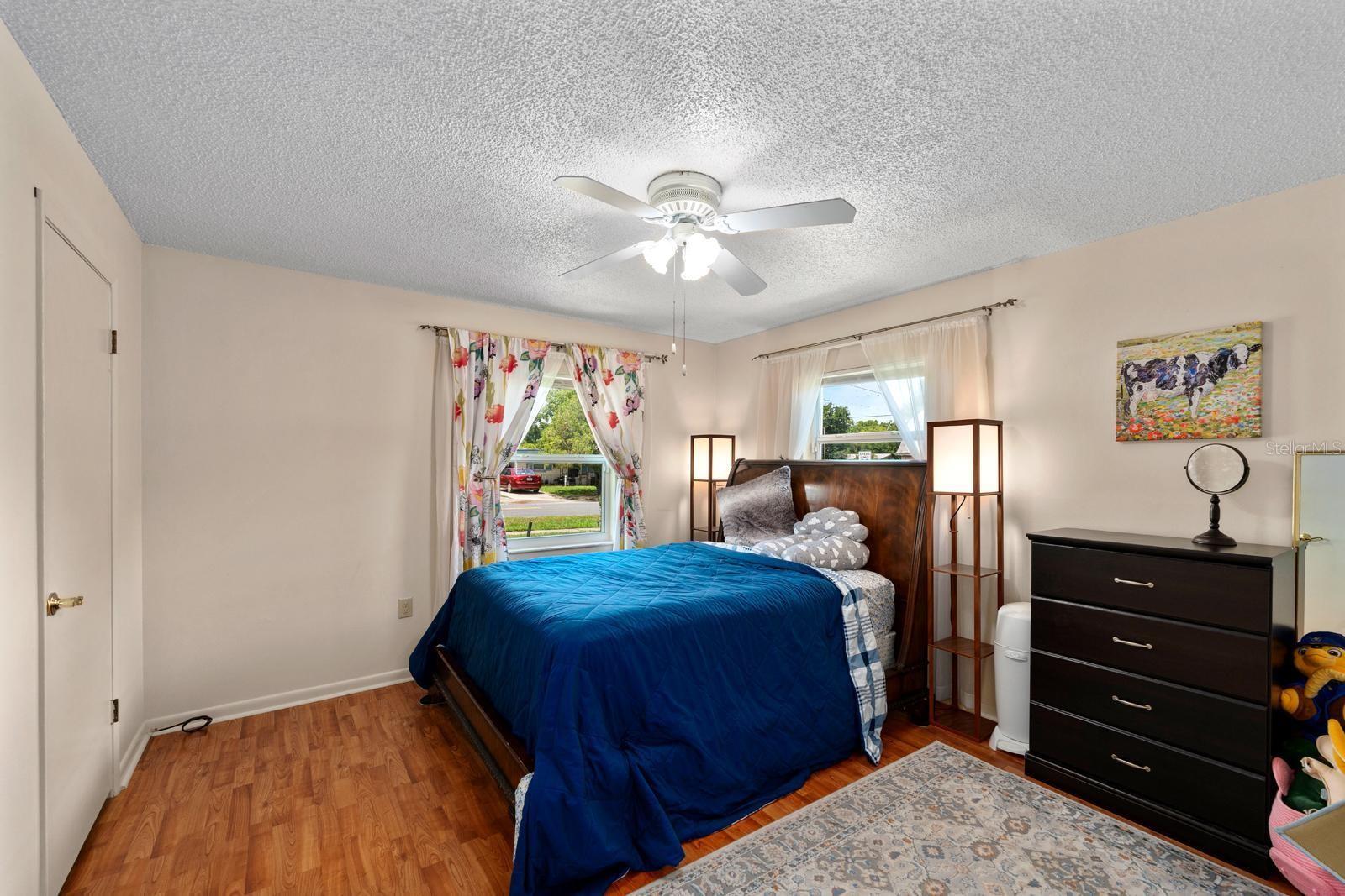 Image 14 of 27 For 39243 6th Avenue