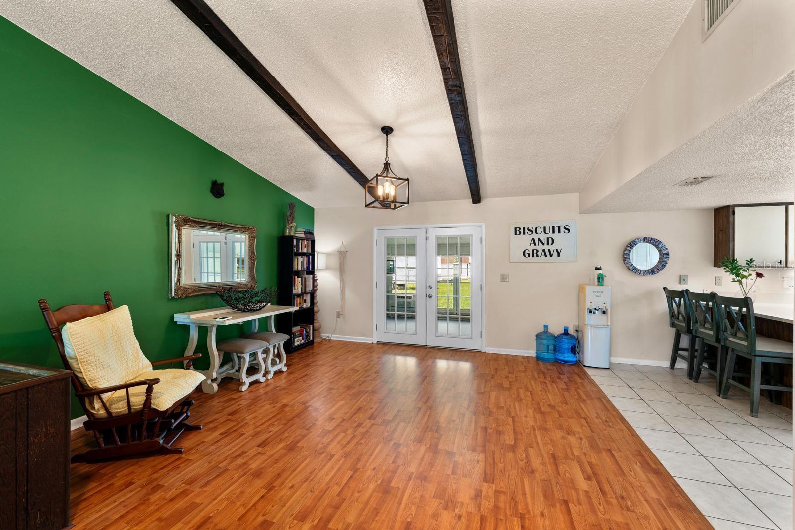 Image 8 of 27 For 39243 6th Avenue