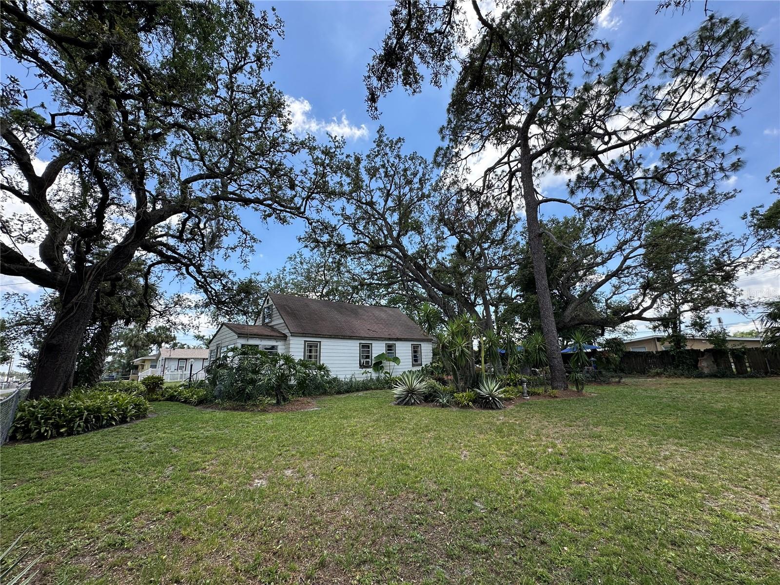 Details for 8502 Branch Avenue, TAMPA, FL 33604