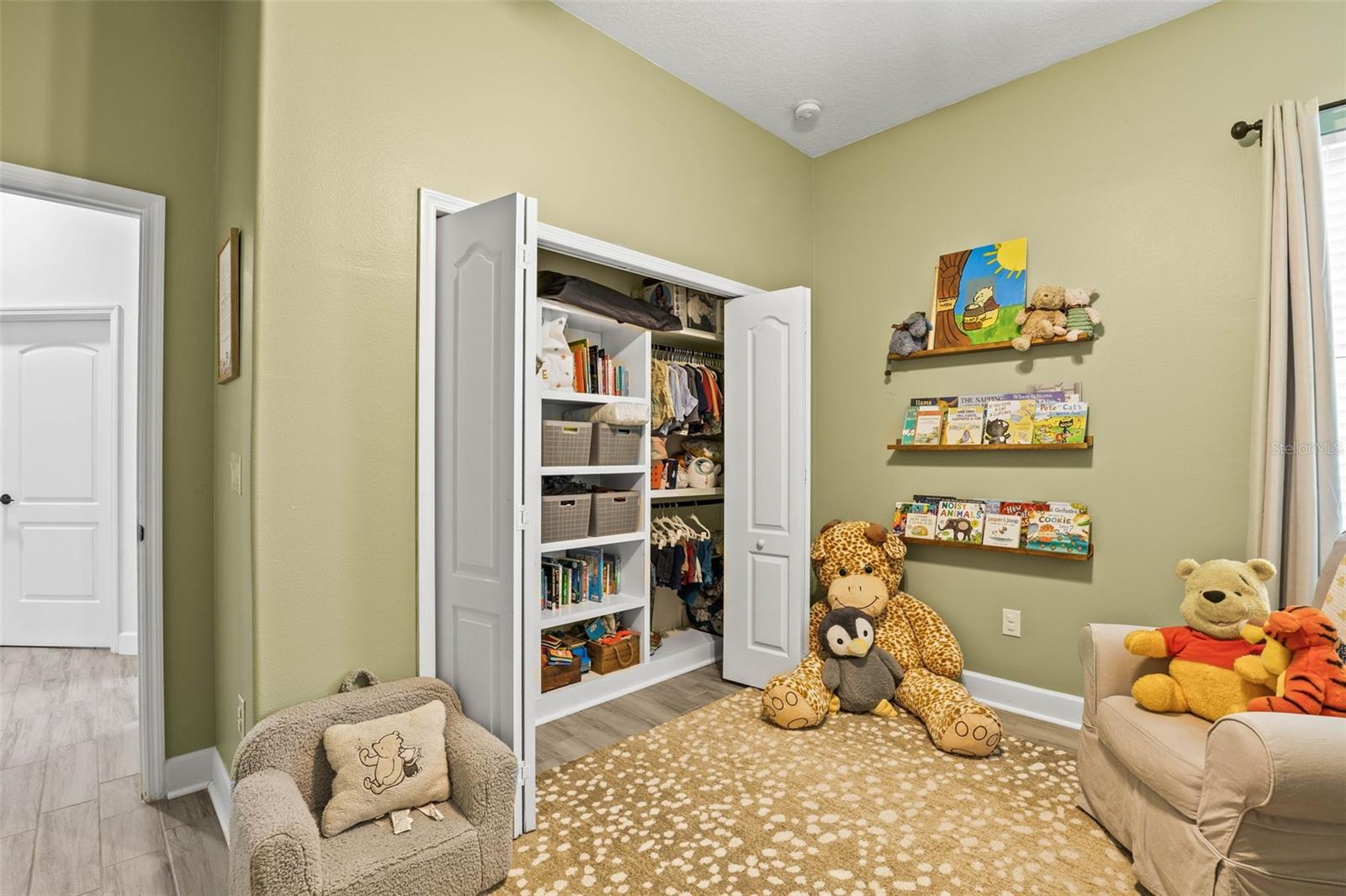 Image 20 of 57 For 1741 Beaconsfield Dr