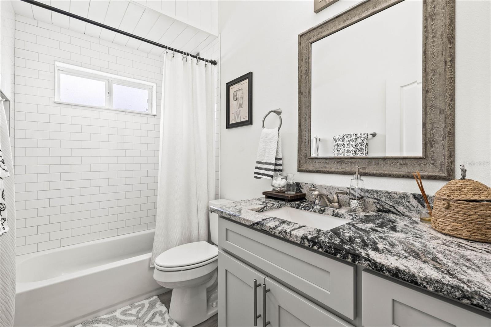 Image 21 of 57 For 1741 Beaconsfield Dr